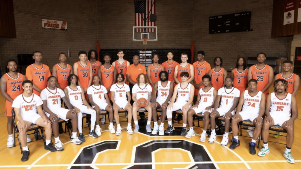 Governors State men’s basketball dominates East-West 91-70